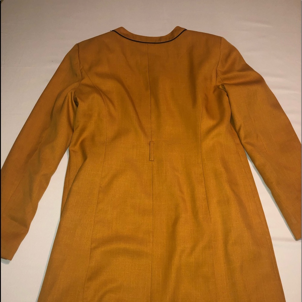 Coat - Picture 5 of 5